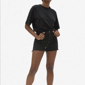 EVERLANE The Cheeky Short Black Denim Button Fly 30